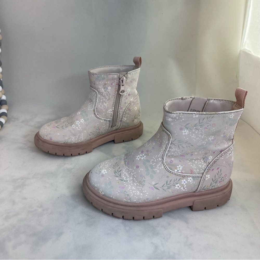 Cat & Jack Girls ankle Boots Pink and White Floral Size 9 Flora Zipper Booties